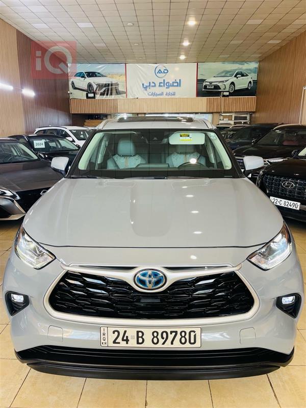 Toyota Highlander 2023 for sale in Iraq - Erbil